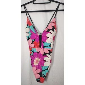 La Blanca Reversible One Piece Floral Tummy Control Bathing Suit (12)